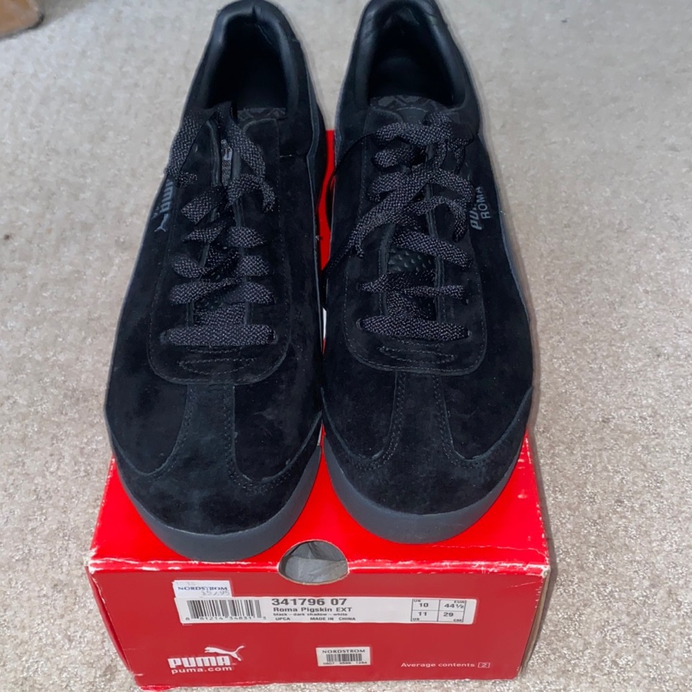 Men’s 11 puma shoes